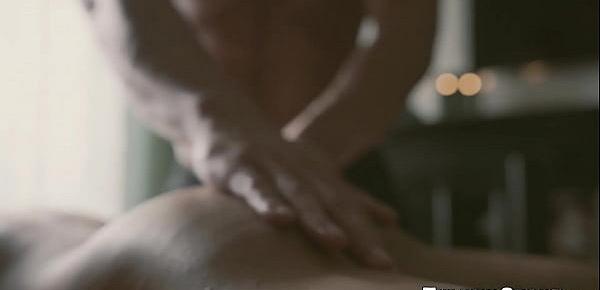  Ripped masseur hunk barebacking his gorgeous client